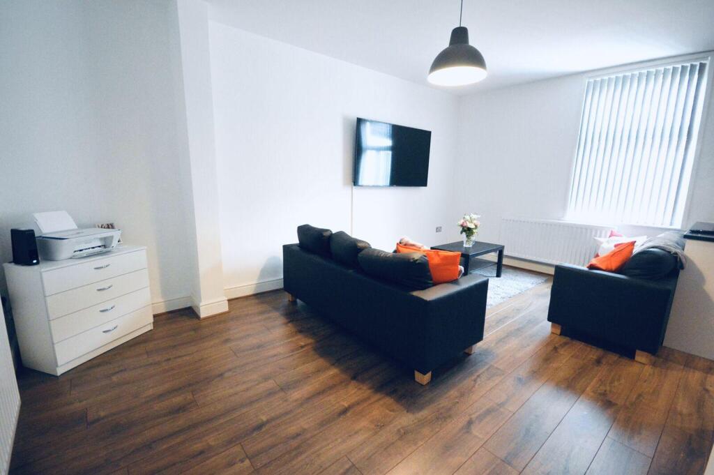 4 bed Detached for rent in Liverpool. From Rooms4u - Liverpool