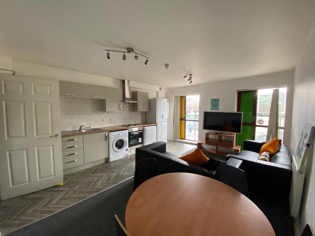 5 bed 1st Floor Flat for rent in Liverpool. From Rooms4u - Liverpool 5 bed 1st Floor Flat for rent in Liverpool. From Rooms4u - Liverpool