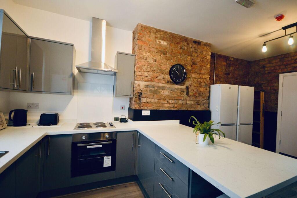 5 bed Detached for rent in Liverpool. From Rooms4u - Liverpool 5 bed Detached for rent in Liverpool. From Rooms4u - Liverpool