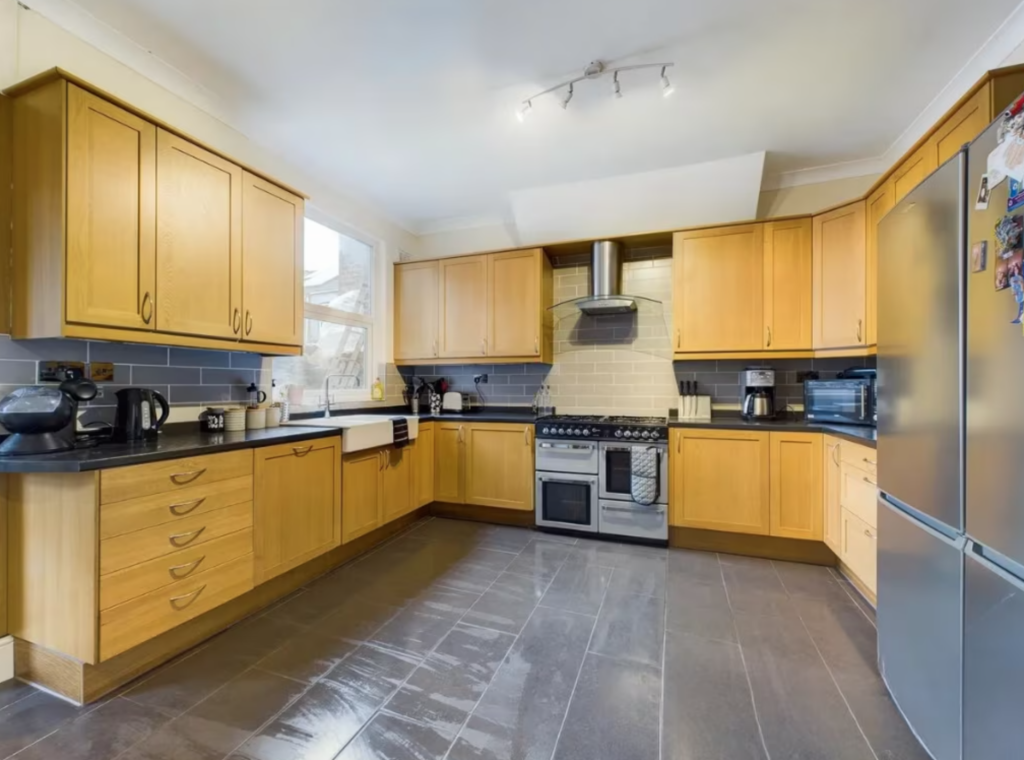 6 bed Detached for rent in Liverpool. From Rooms4u - Liverpool 6 bed Detached for rent in Liverpool. From Rooms4u - Liverpool