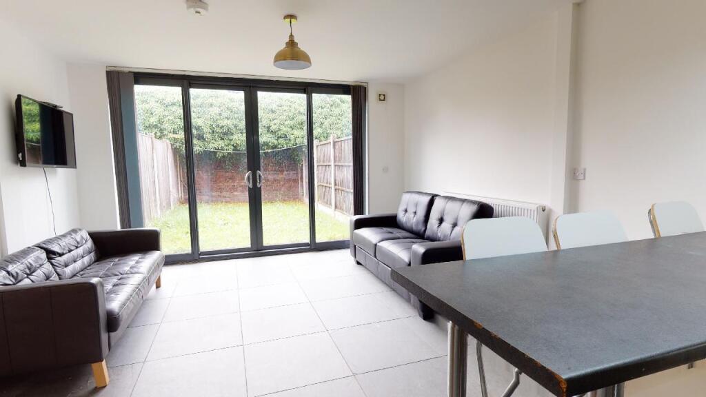 6 bed Detached for rent in Liverpool. From Rooms4u - Liverpool 6 bed Detached for rent in Liverpool. From Rooms4u - Liverpool