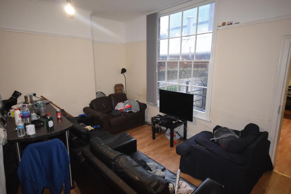 7 bed Detached for rent in Liverpool. From Rooms4u - Liverpool