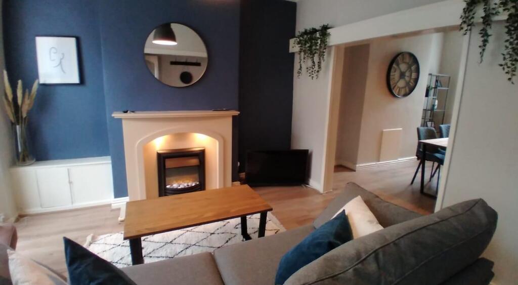 3 bed Detached for rent in Liverpool. From Rooms4u - Liverpool