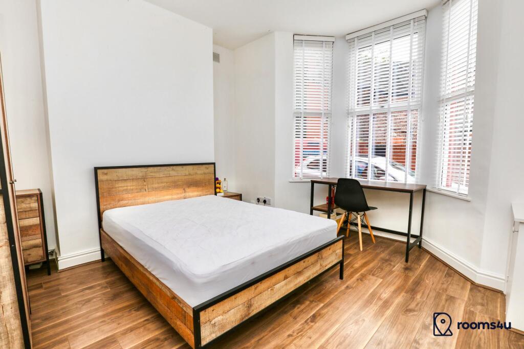 4 bed Detached for rent in Liverpool. From Rooms4u - Liverpool