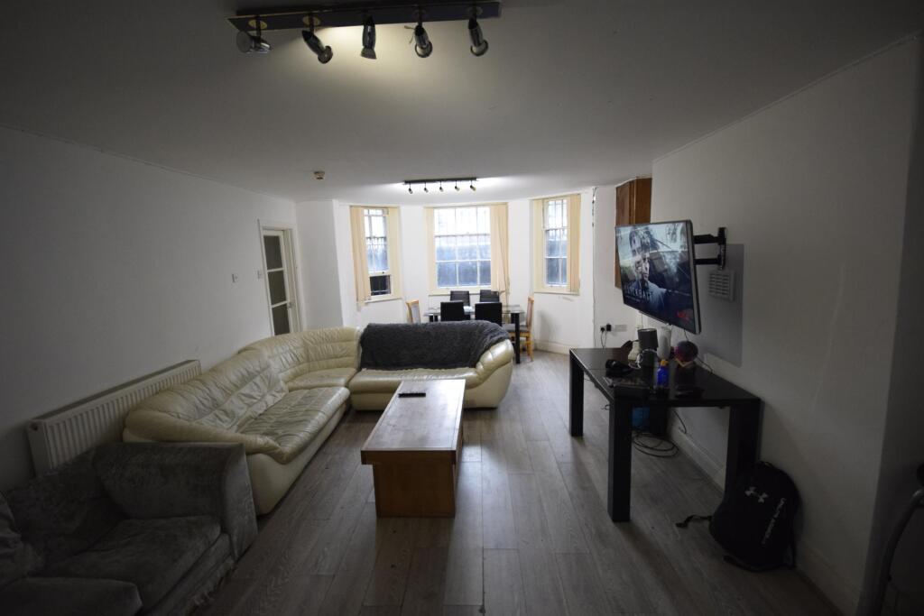 7 bed Detached for rent in Liverpool. From Rooms4u - Liverpool