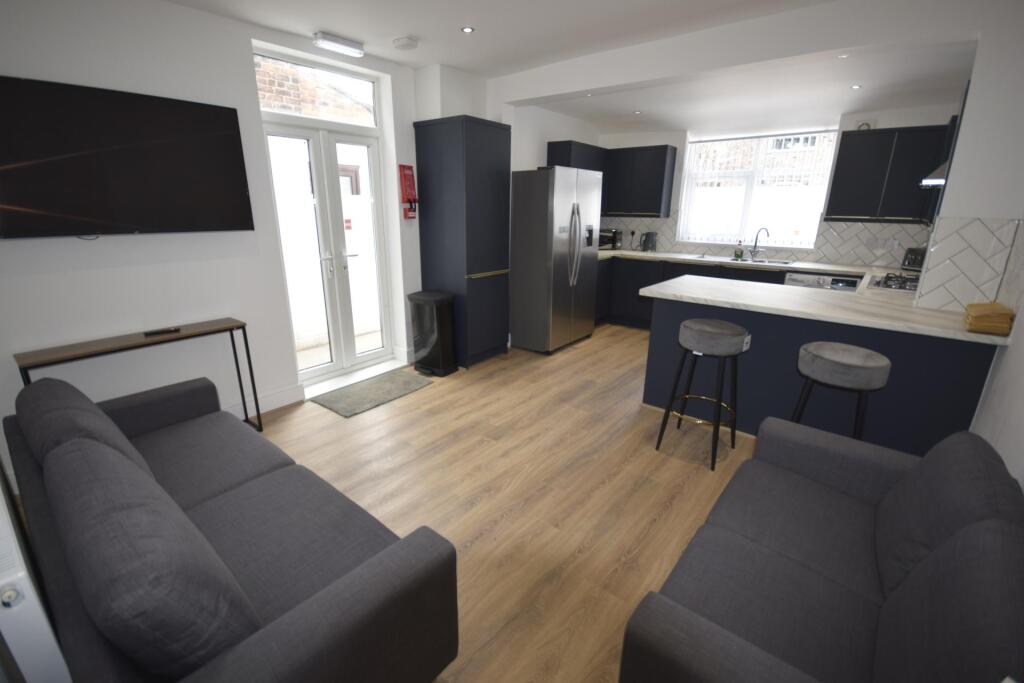 6 bed Detached for rent in Liverpool. From Rooms4u - Liverpool 6 bed Detached for rent in Liverpool. From Rooms4u - Liverpool