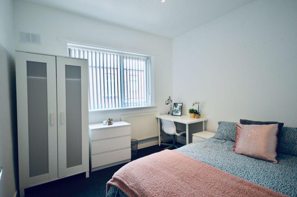 4 bed Detached for rent in Liverpool. From Rooms4u - Liverpool