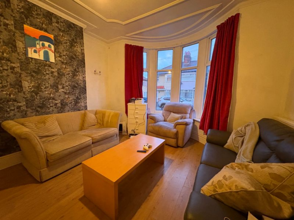 4 bed Detached for rent in Liverpool. From Rooms4u - Liverpool