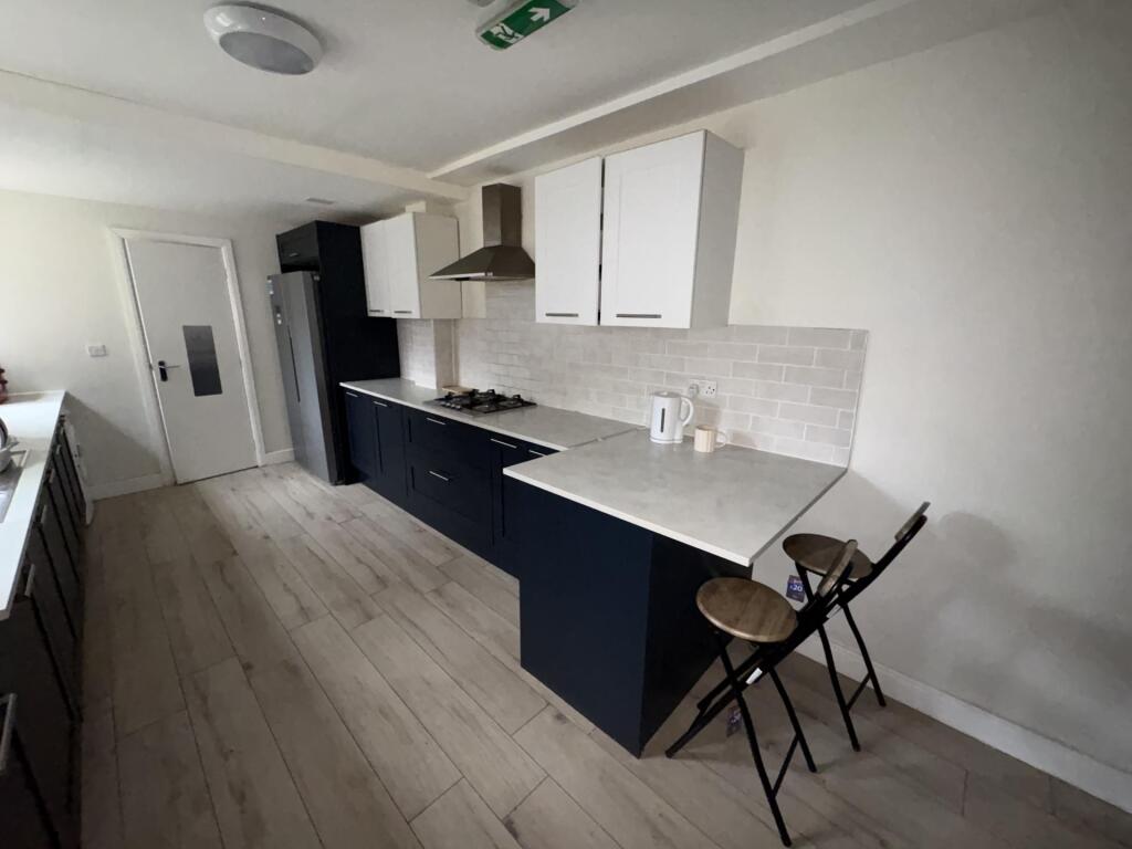 6 bed Detached for rent in Liverpool. From Rooms4u - Liverpool