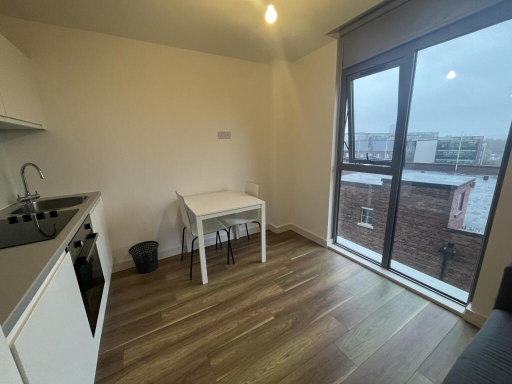 1 bed Detached for rent in Liverpool. From Rooms4u - Liverpool