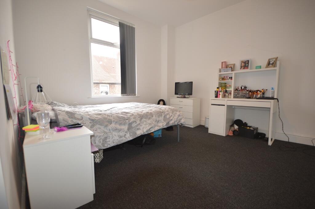 1 bed Mid Terraced House for rent in Liverpool. From Rooms4u - Liverpool