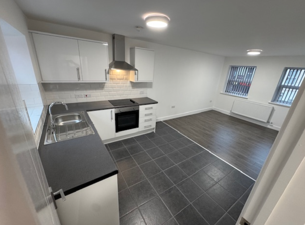 3 bed 1st Floor Flat for rent in Liverpool. From Rooms4u - Liverpool