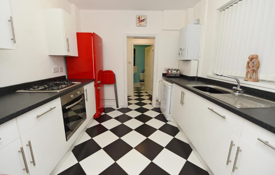 3 bed Detached for rent in Liverpool. From Rooms4u - Liverpool