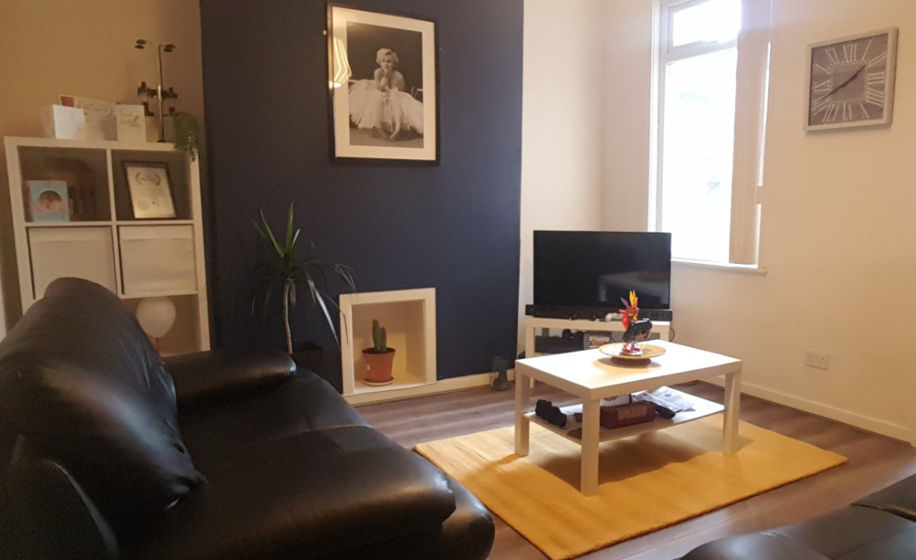 3 bed Mid Terraced House for rent in Liverpool. From Rooms4u - Liverpool