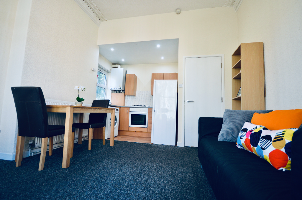 1 bed Detached for rent in Liverpool. From Rooms4u - Liverpool