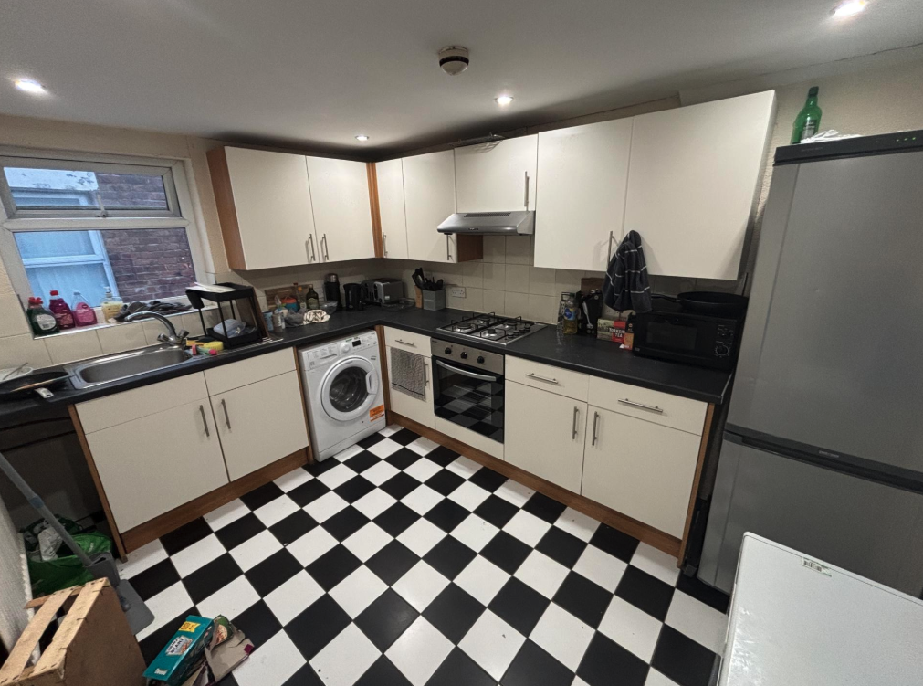5 bed 1st Floor Flat for rent in Liverpool. From Rooms4u - Liverpool 5 bed 1st Floor Flat for rent in Liverpool. From Rooms4u - Liverpool