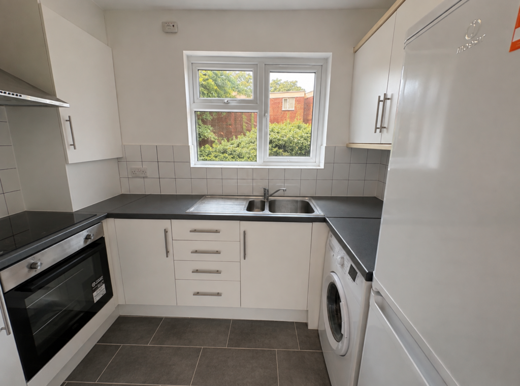 1 bed 1st Floor Flat for rent in Liverpool. From Rooms4u - Liverpool