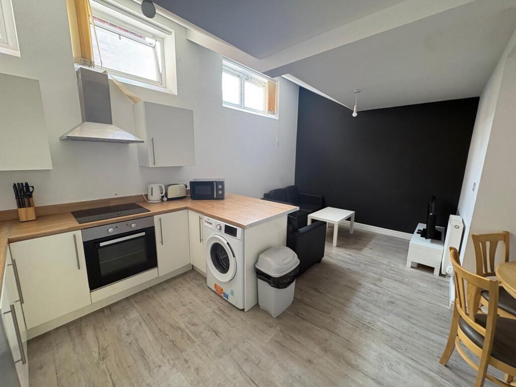 5 bed Detached for rent in Liverpool. From Rooms4u - Liverpool 5 bed Detached for rent in Liverpool. From Rooms4u - Liverpool