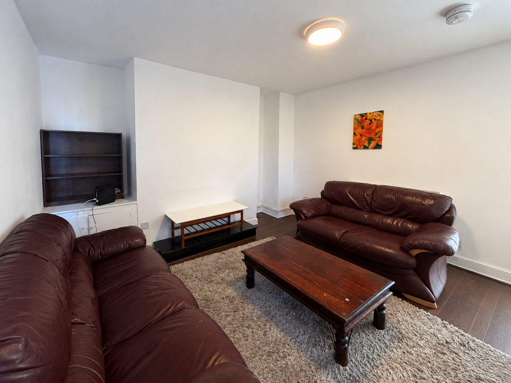 3 bed House Share for rent in Liverpool. From Rooms4u - Liverpool