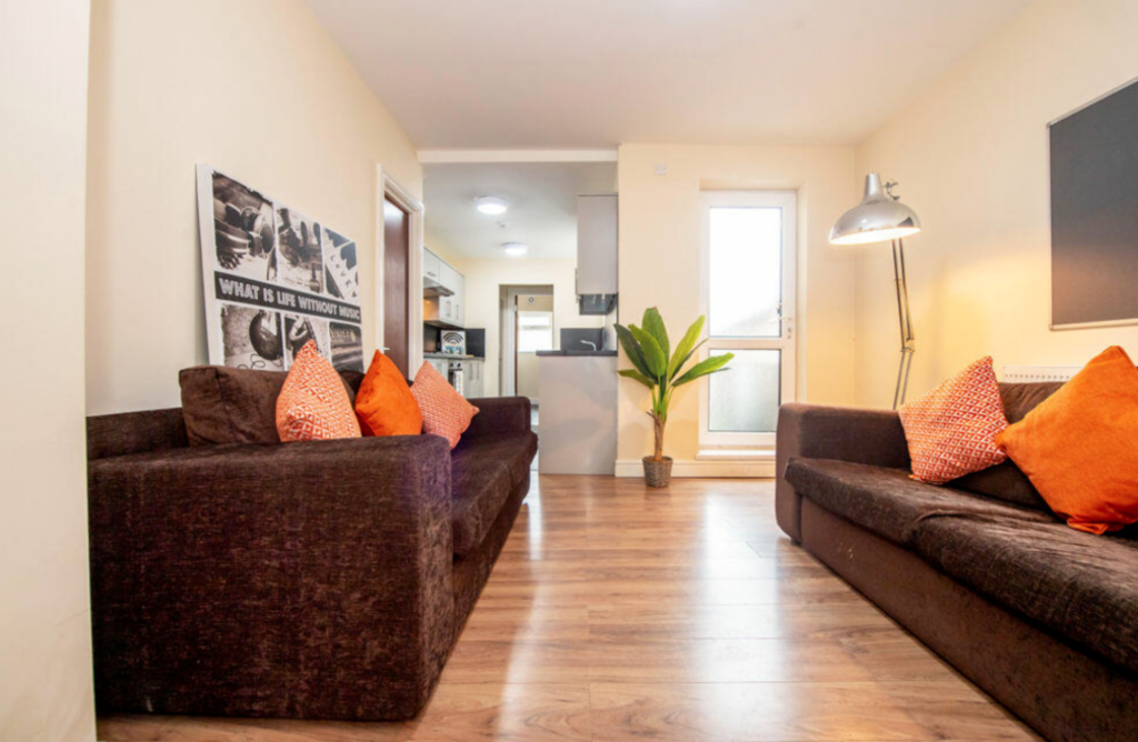 6 bed Detached for rent in Liverpool. From Rooms4u - Liverpool 6 bed Detached for rent in Liverpool. From Rooms4u - Liverpool