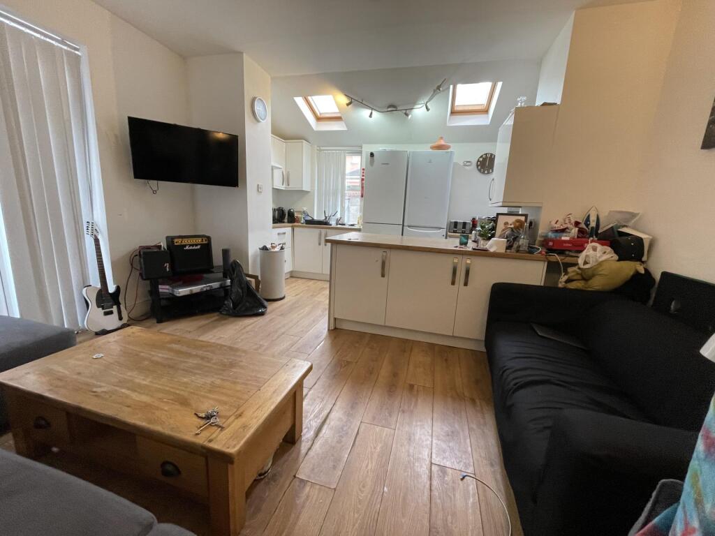 6 bed Detached for rent in Liverpool. From Rooms4u - Liverpool 6 bed Detached for rent in Liverpool. From Rooms4u - Liverpool