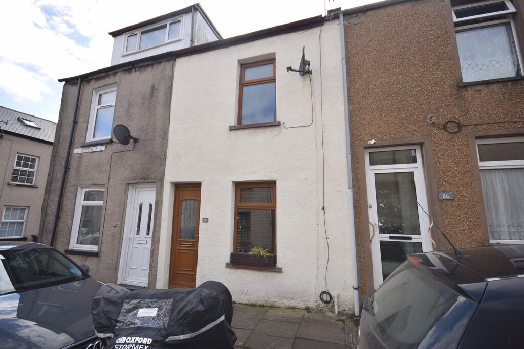 2 bed Mid Terraced House for rent in Dalton-in-Furness. From Ross Estate Agencies - Barrow In Furness