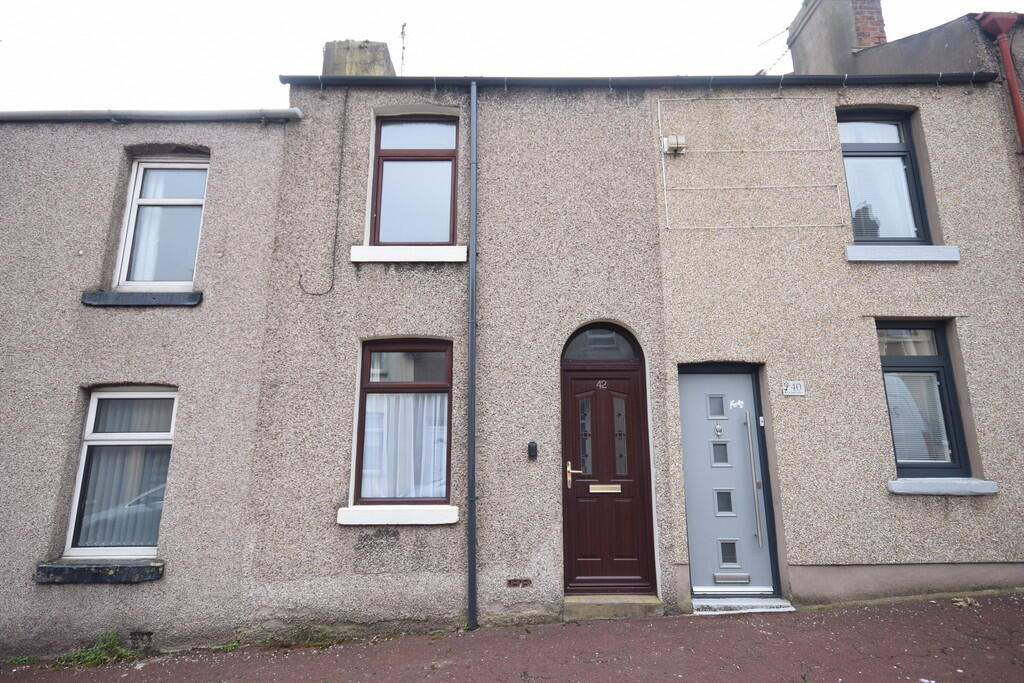 2 bed Mid Terraced House for rent in Barrow-in-Furness. From Ross Estate Agencies - Barrow In Furness