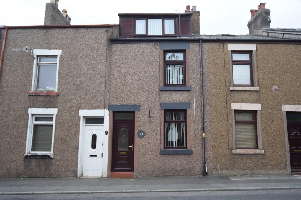 3 bed Mid Terraced House for rent in Askam in Furness. From Ross Estate Agencies - Barrow In Furness 3 bed Mid Terraced House for rent in Askam in Furness. From Ross Estate Agencies - Barrow In Furness