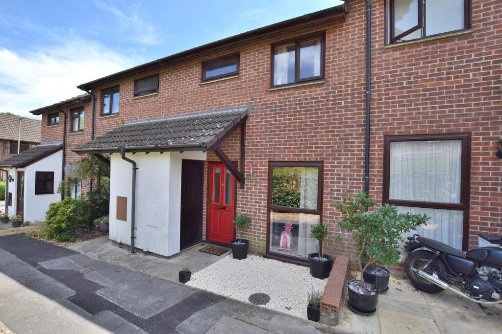 2 bed Mid Terraced House for rent in Ashley. From Ross Nicholas & Co - New Milton