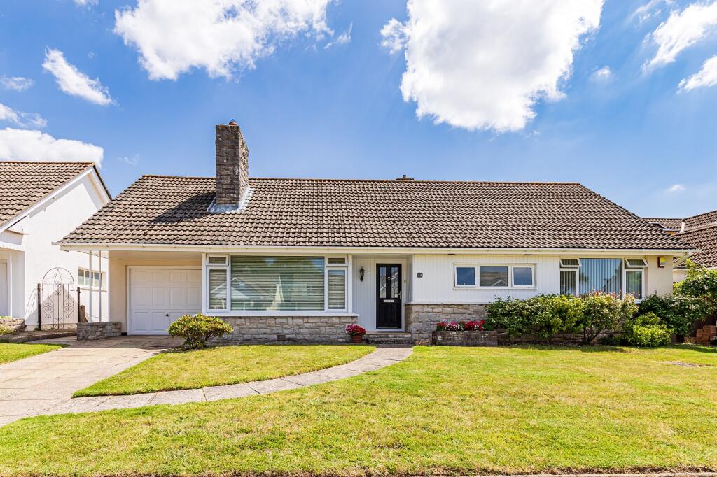 3 bed Detached bungalow for rent in Hinton. From Ross Nicholas & Co - New Milton