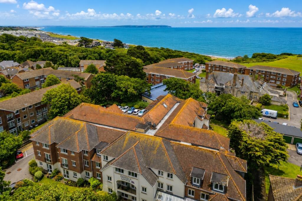 1 bed House (unspecified) for rent in Hinton. From Ross Nicholas & Co - New Milton 1 bed House (unspecified) for rent in Hinton. From Ross Nicholas & Co - New Milton