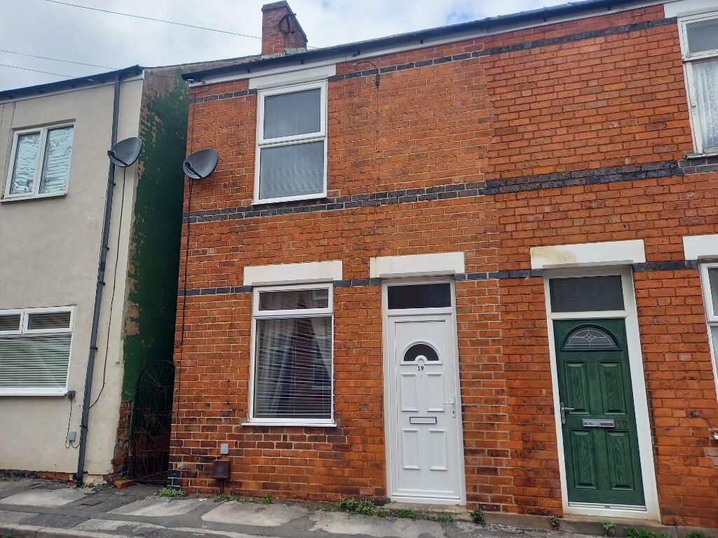 2 bed Semi Detached for rent in Chesterfield. From Roy Peters - Chesterfield
