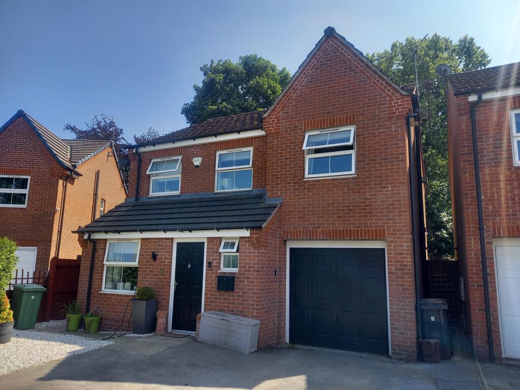 4 bed Detached for rent in Holmewood. From Roy Peters - Chesterfield