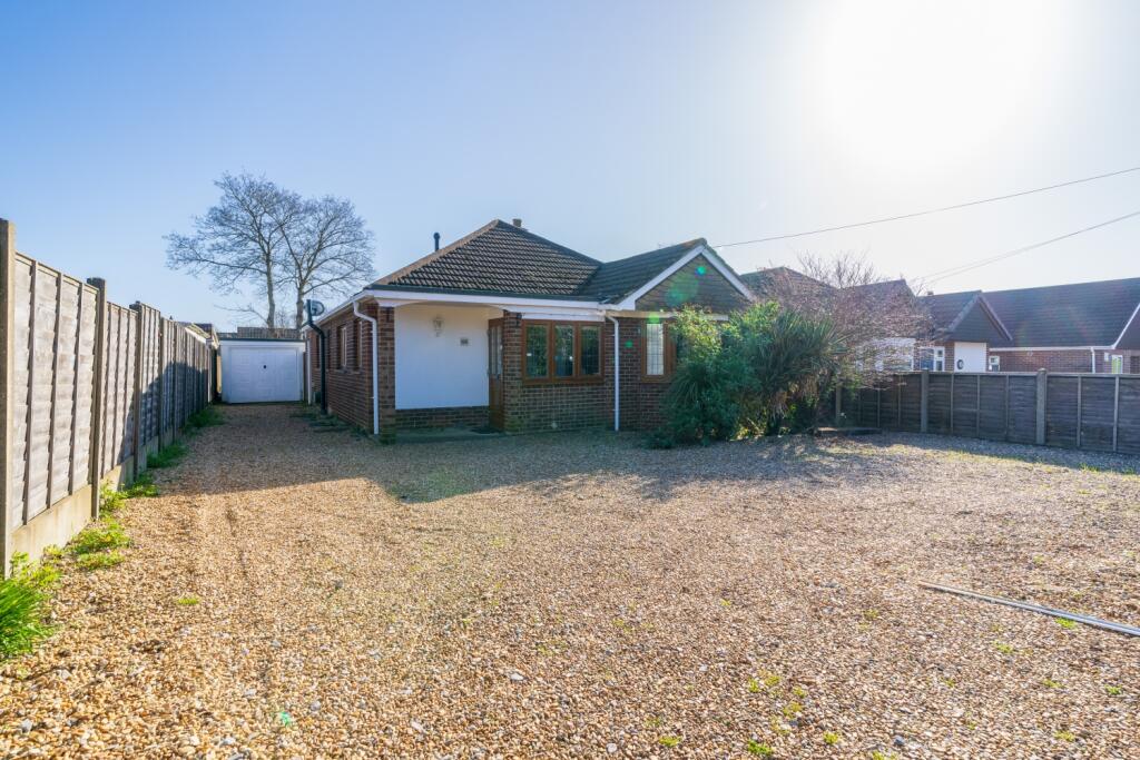 3 bed Detached bungalow for rent in Park Gate. From RPS Estate & Letting Agents - Lee on the Solent