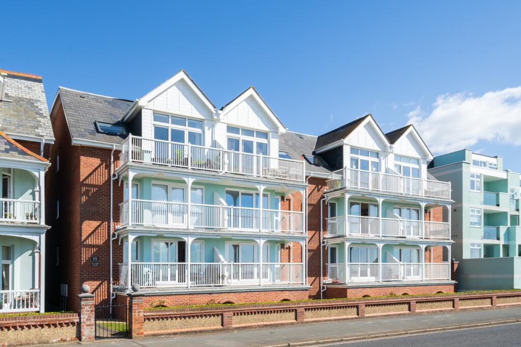 2 bed Apartment for rent in Hill Head. From RPS Estate & Letting Agents - Lee on the Solent 2 bed Apartment for rent in Hill Head. From RPS Estate & Letting Agents - Lee on the Solent