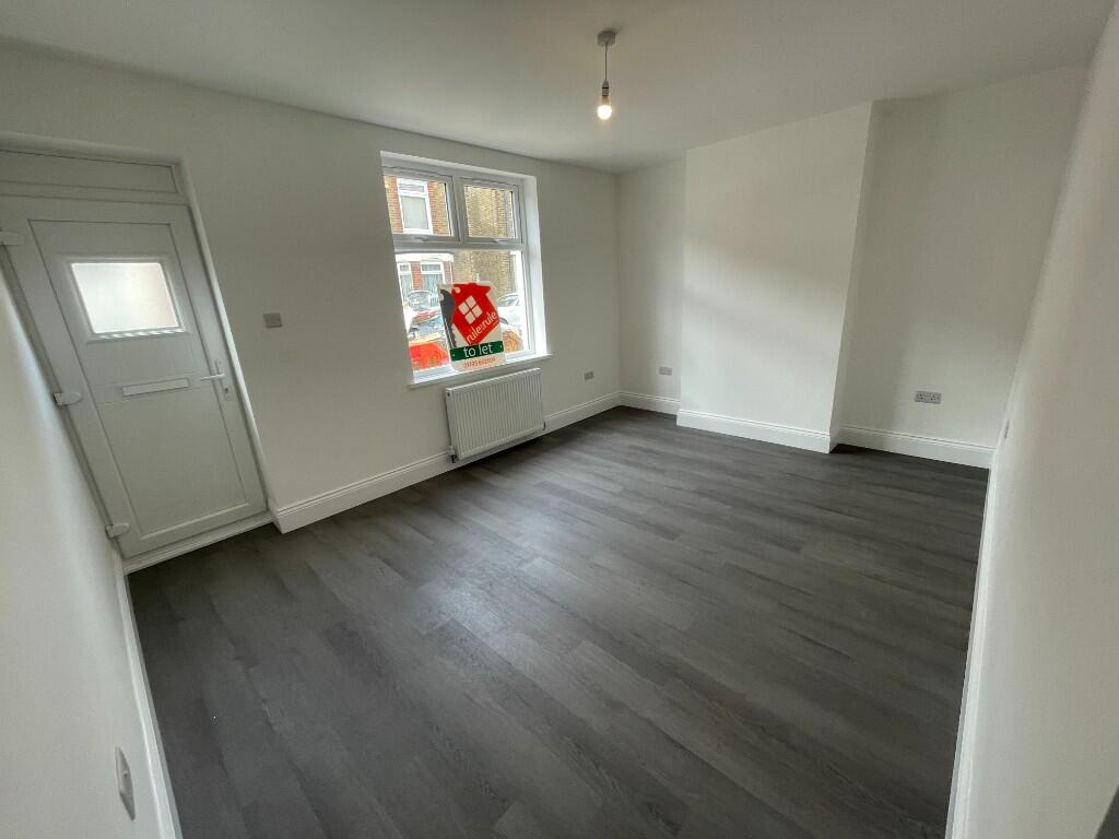 3 bed Mid Terraced House for rent in Sheerness. From Rule & Rule Estate Agents - Sheerness