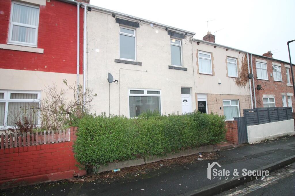 3 bed Mid Terraced House for rent in Newcastle upon Tyne. From Safe & Secure Properties - Houghton Le Spring 3 bed Mid Terraced House for rent in Newcastle upon Tyne. From Safe & Secure Properties - Houghton Le Spring
