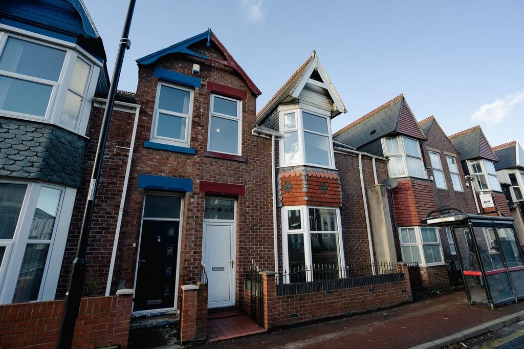 4 bed Mid Terraced House for rent in Sunderland. From Safe & Secure Properties - Houghton Le Spring 4 bed Mid Terraced House for rent in Sunderland. From Safe & Secure Properties - Houghton Le Spring