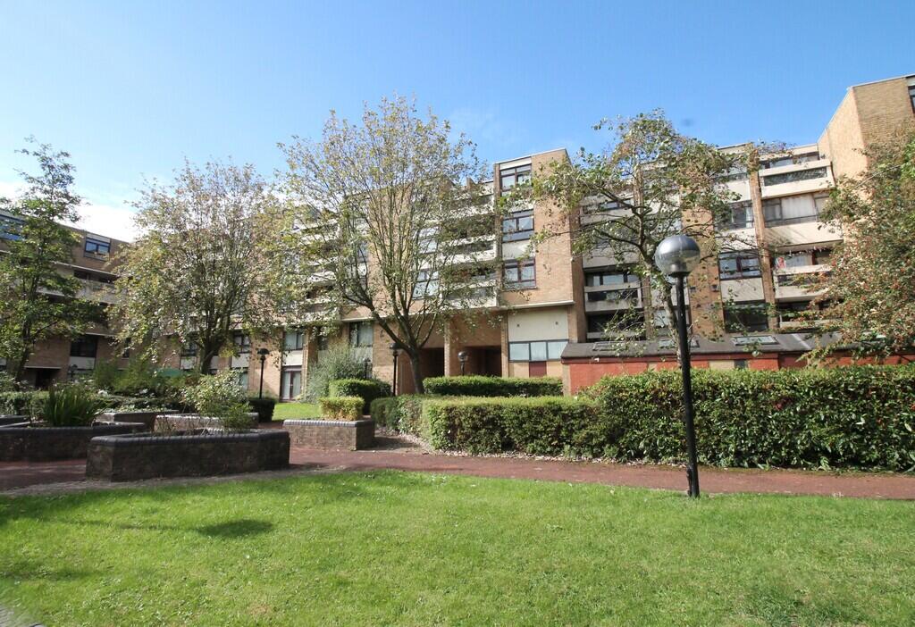 3 bed 1st Floor Flat for rent in Washington. From Safe & Secure Properties - Houghton Le Spring 3 bed 1st Floor Flat for rent in Washington. From Safe & Secure Properties - Houghton Le Spring