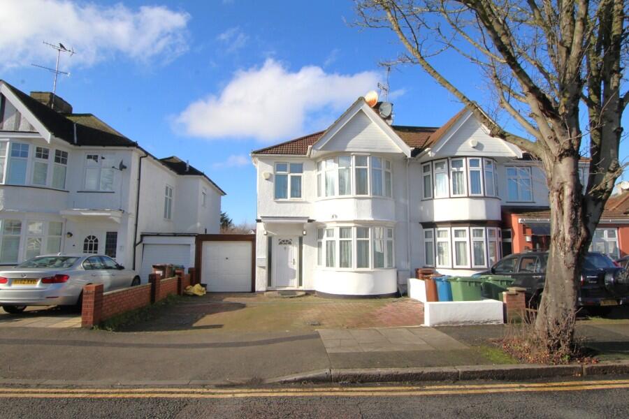 3 bed Semi Detached for rent in Harrow. From Salter McGuinness - Harrow