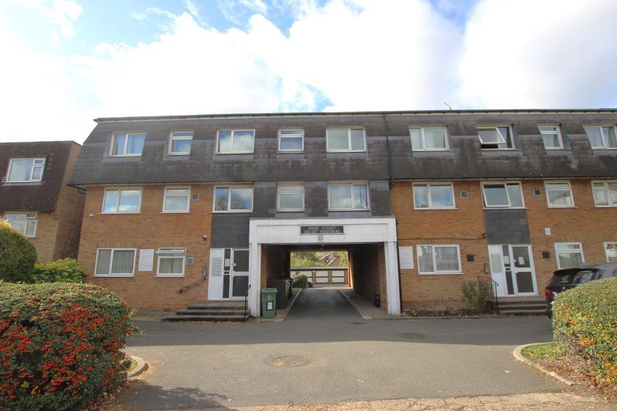 2 bed 1st Floor Flat for rent in Kenton. From Salter McGuinness - Harrow 2 bed 1st Floor Flat for rent in Kenton. From Salter McGuinness - Harrow