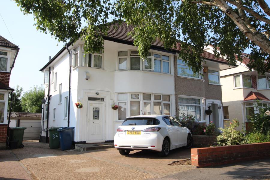 3 bed Semi Detached for rent in Stanmore. From Salter McGuinness - Harrow