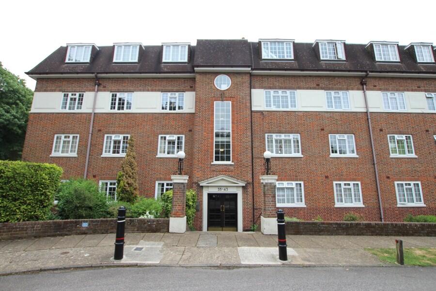 2 bed 1st Floor Flat for rent in Harrow. From Salter McGuinness - Harrow