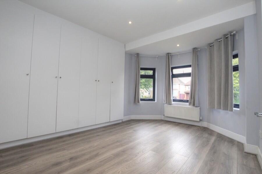 2 bed Apartment for rent in Wembley. From Salter McGuinness - Harrow
