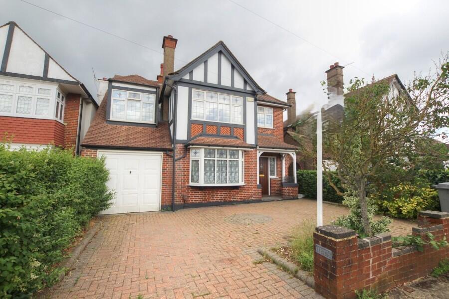 4 bed Semi Detached for rent in Kenton. From Salter McGuinness - Harrow