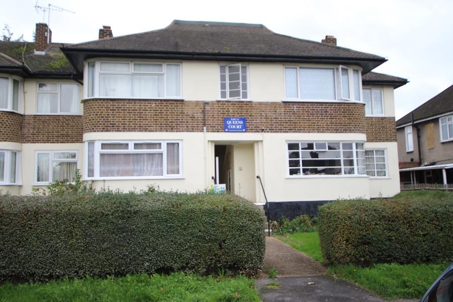 2 bed 1st Floor Flat for rent in Kenton. From Salter McGuinness - Harrow