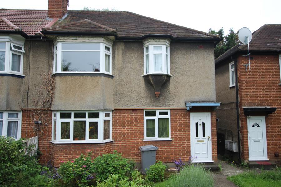 2 bed 1st Floor Flat for rent in Kenton. From Salter McGuinness - Harrow