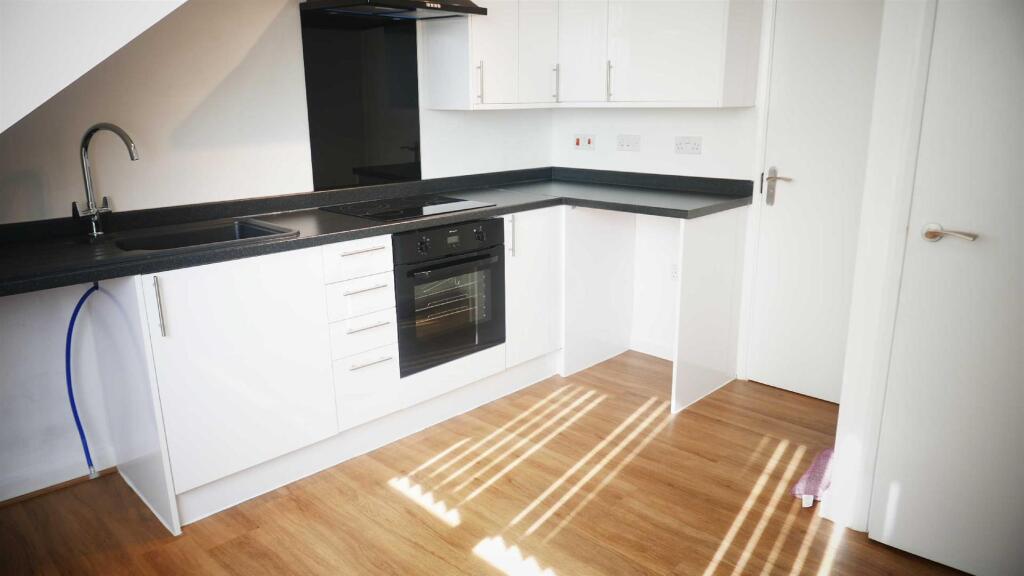 0 bed Studio for rent in Sutton Coldfield. From Samuel & Co - West Bromwich