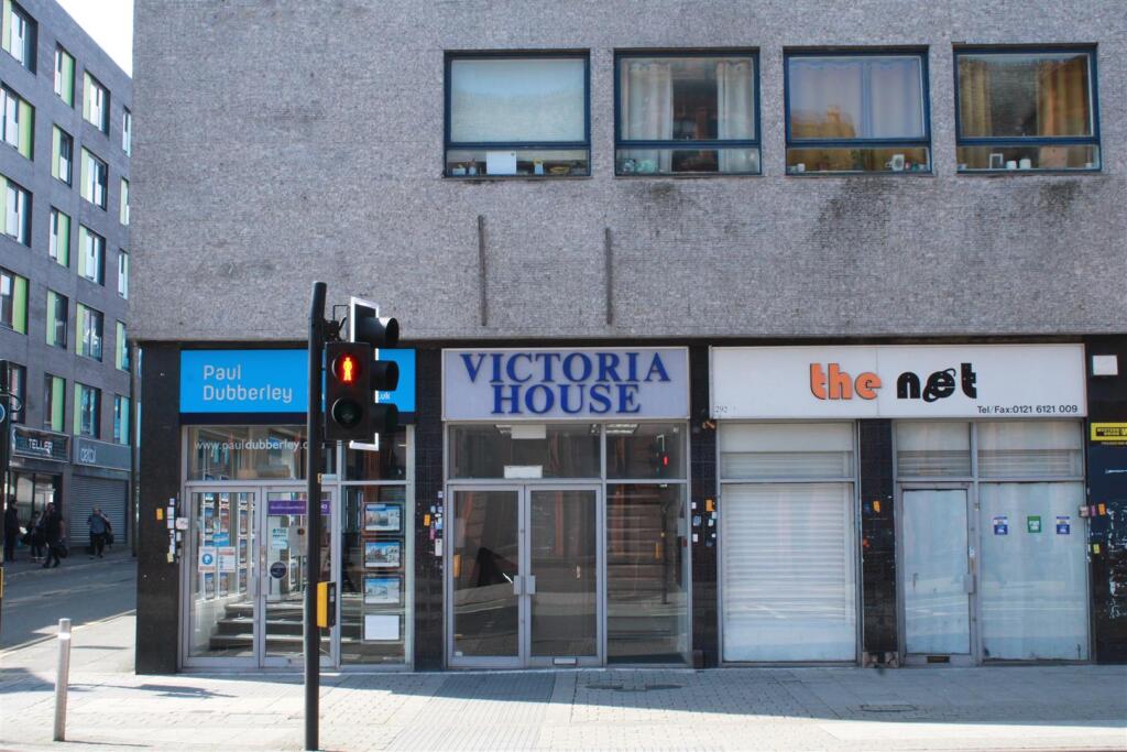 1 bed Block for rent in West Bromwich. From Samuel & Co - West Bromwich