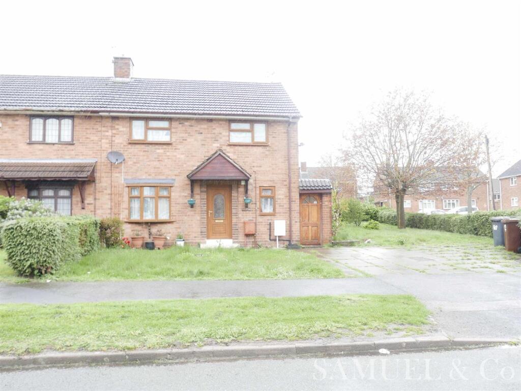 3 bed Semi Detached for rent in Wolverhampton. From Samuel & Co - West Bromwich